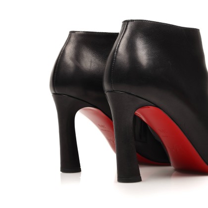 LOUBOUTIN 