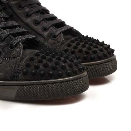 LOUBOUTIN 