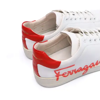 FERRAGAMO 