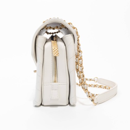 CHANEL AÑO: 2018