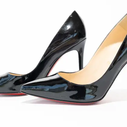 LOUBOUTIN 