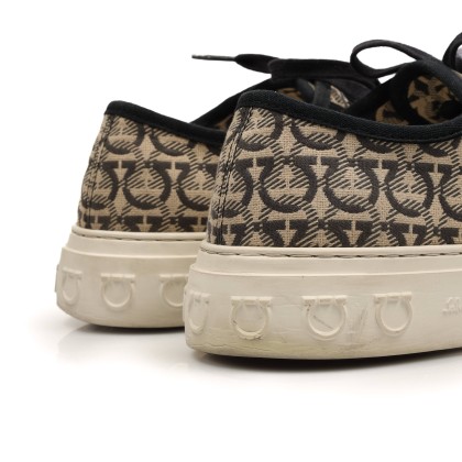 FERRAGAMO 