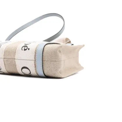 CHLOE 