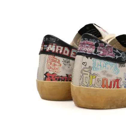 GOLDEN GOOSE 