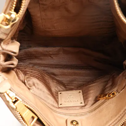 PRADA 