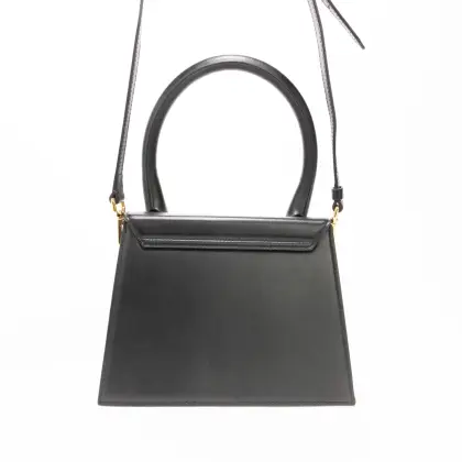 JACQUEMUS 
