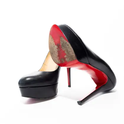 LOUBOUTIN 