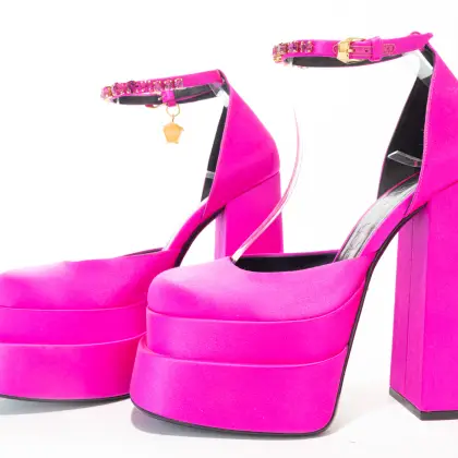 VERSACE 