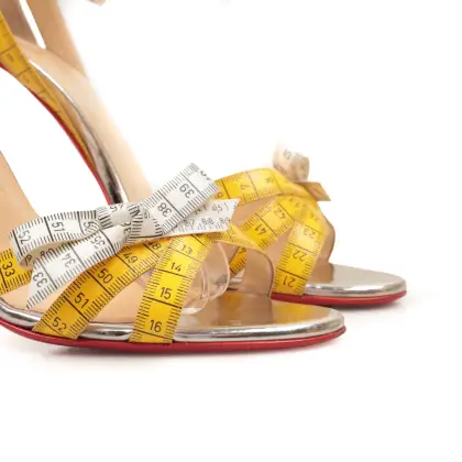 LOUBOUTIN 