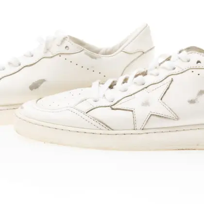 GOLDEN GOOSE 