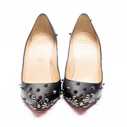 LOUBOUTIN 