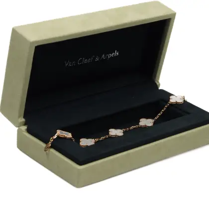 VAN CLEEF & ARPELS 