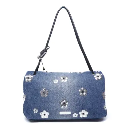 MARC JACOBS 
