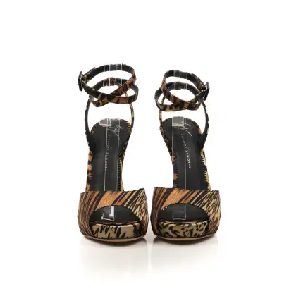GIUSEPPE ZANOTTI 