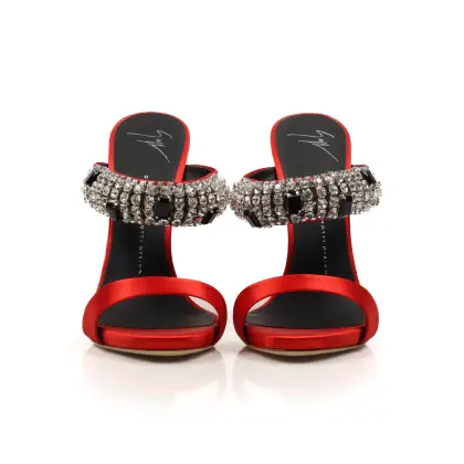 GIUSEPPE ZANOTTI 