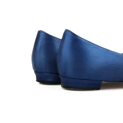 MANOLO BLAHNIK 