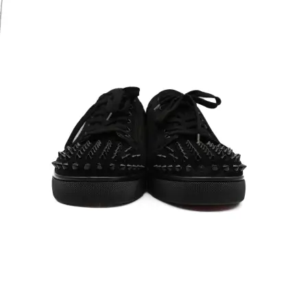 LOUBOUTIN 