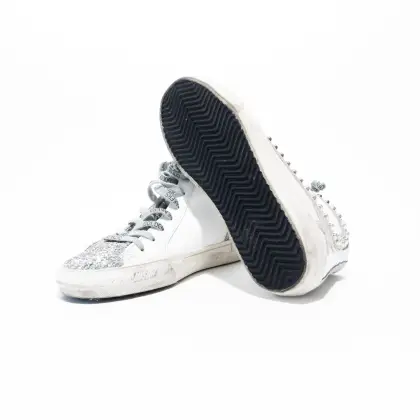 GOLDEN GOOSE 