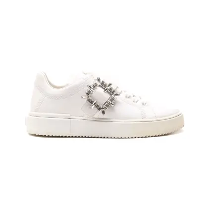STUART WEITZMAN 