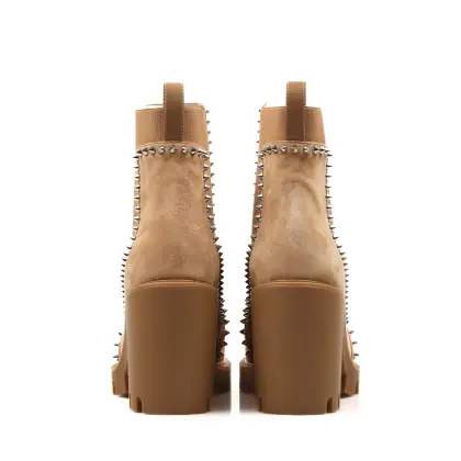 LOUBOUTIN 