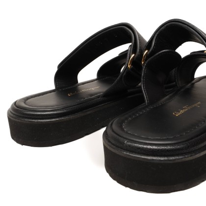 FERRAGAMO 