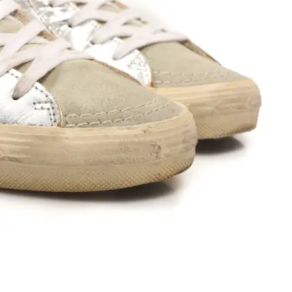 GOLDEN GOOSE 