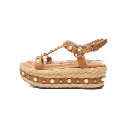 STUART WEITZMAN 