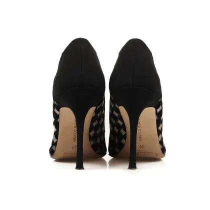 MANOLO BLAHNIK 