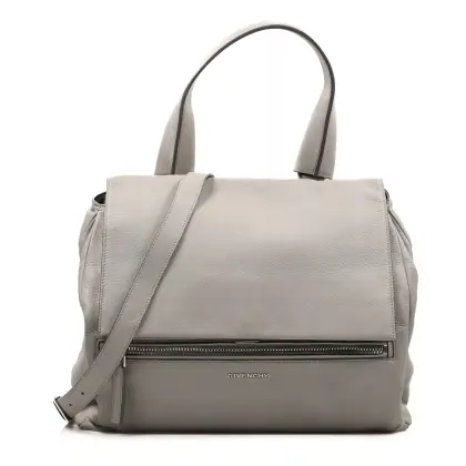 GIVENCHY 