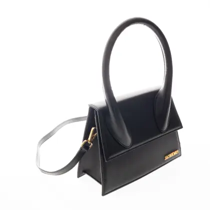 JACQUEMUS 
