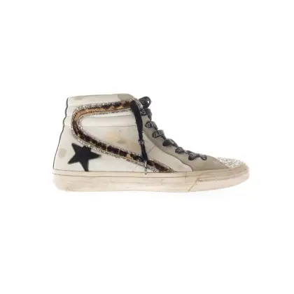 GOLDEN GOOSE 