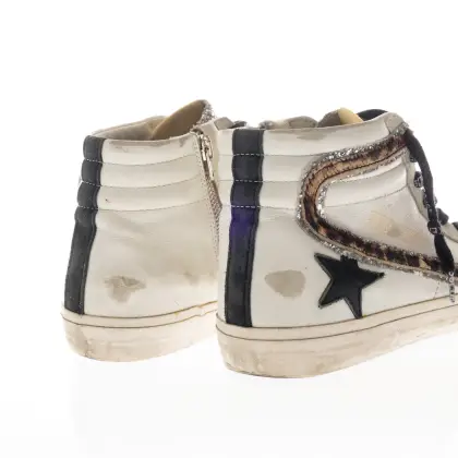 GOLDEN GOOSE 