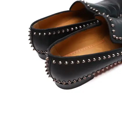 LOUBOUTIN 