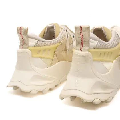 OFF WHITE 