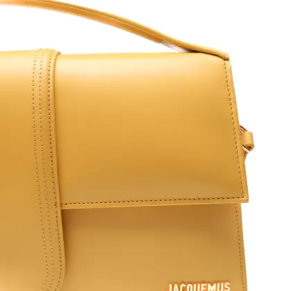 JACQUEMUS 