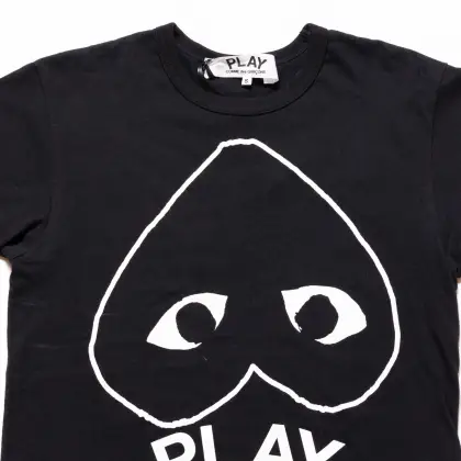 COMME DES GARCONS 