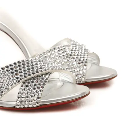 LOUBOUTIN 