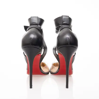 LOUBOUTIN 