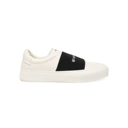 GIVENCHY 