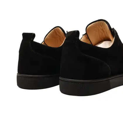 LOUBOUTIN 