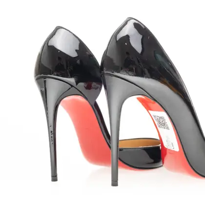 LOUBOUTIN 