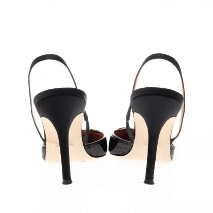 CAROLINA HERRERA 