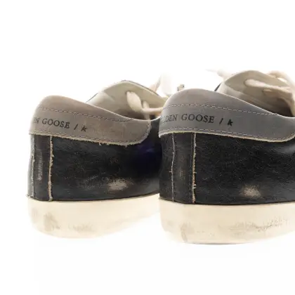 GOLDEN GOOSE 