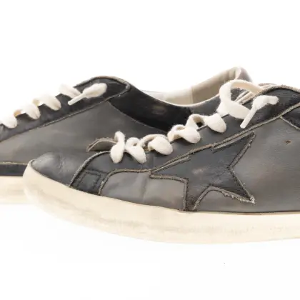 GOLDEN GOOSE 