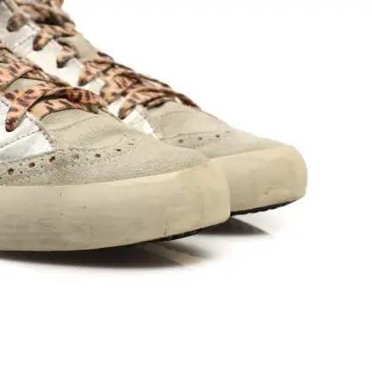 GOLDEN GOOSE 
