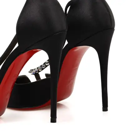 LOUBOUTIN 