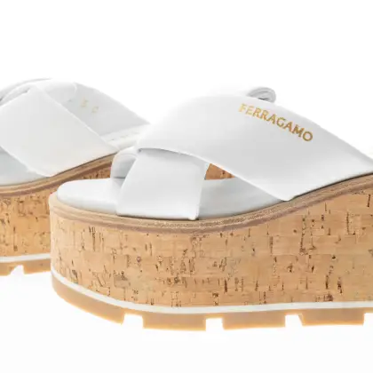 FERRAGAMO 