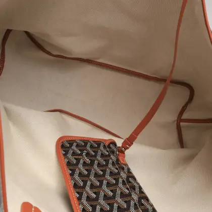GOYARD 