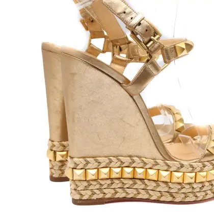 LOUBOUTIN 