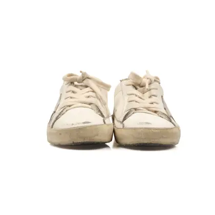 GOLDEN GOOSE 